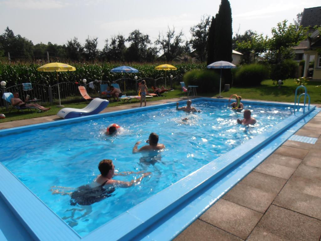 Ferienanlage Seehof Krumpendorf Dış mekan fotoğraf